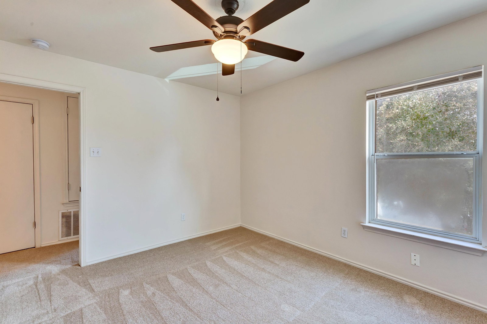 Gallery Image 19