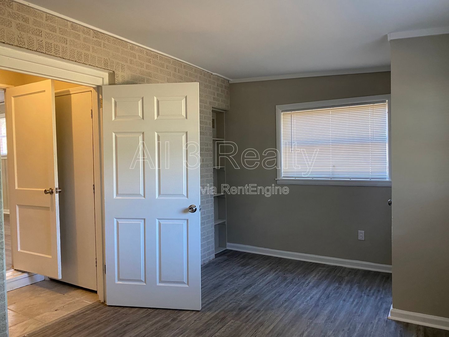 Gallery Image 16