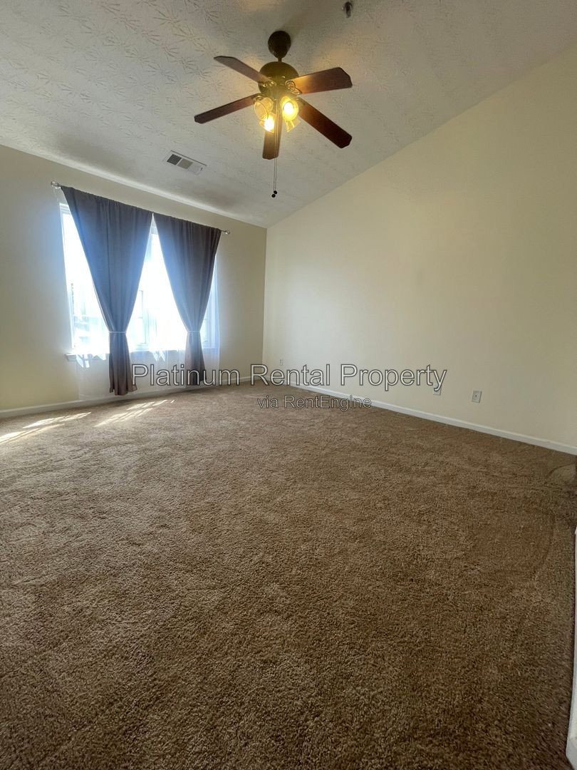 Gallery Image 58