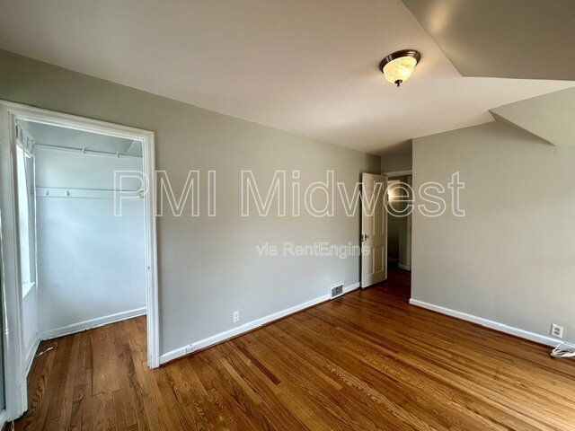 Gallery Image 19