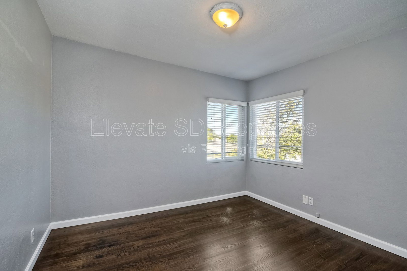 Gallery Image 14