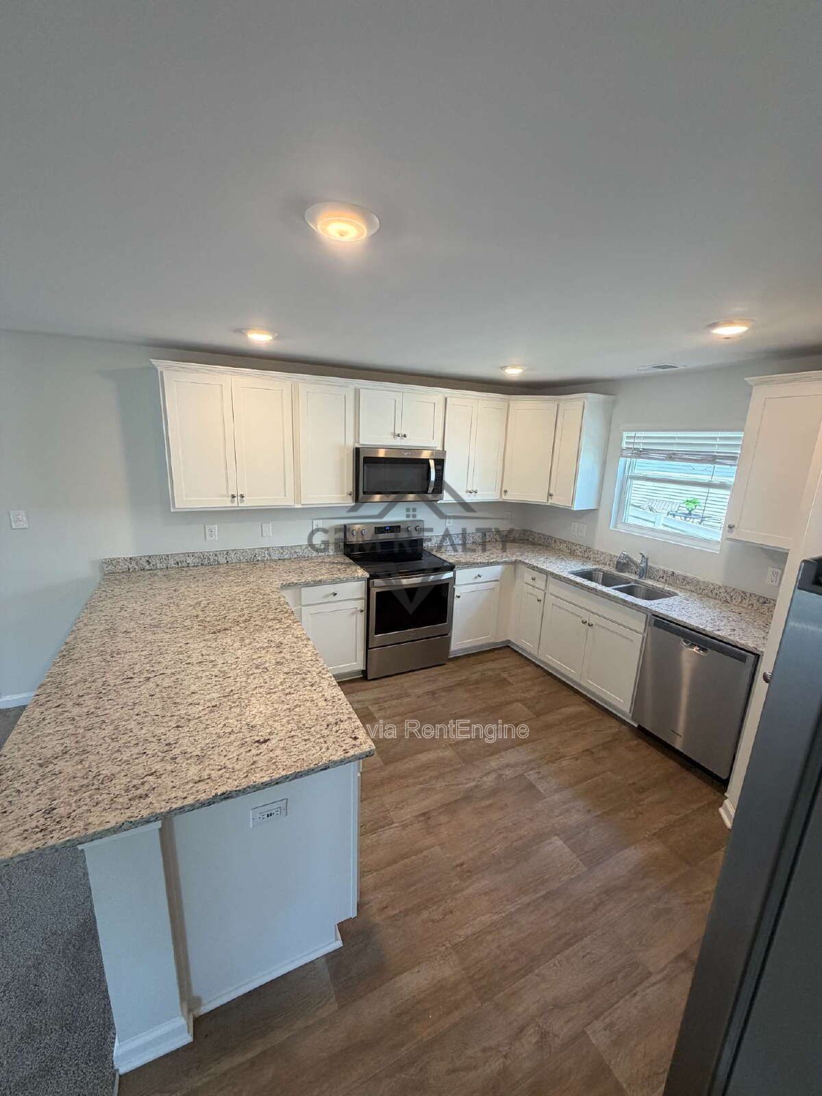 Gallery Image 17