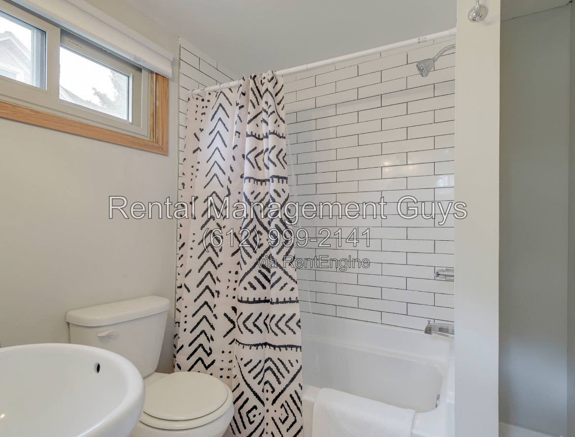 Gallery Image 14