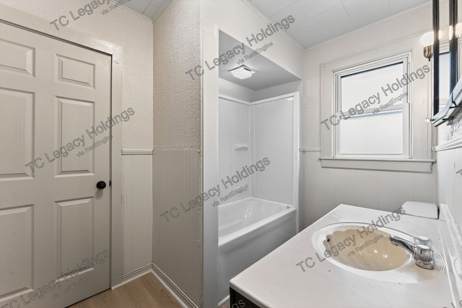 Gallery Image 16