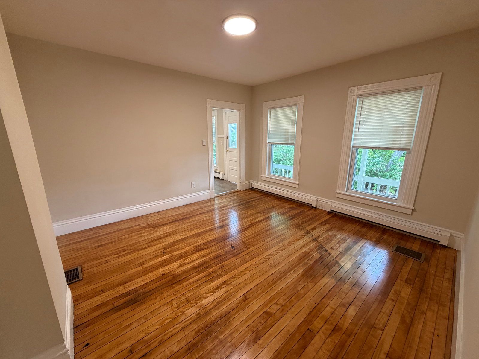 Gallery Image 0