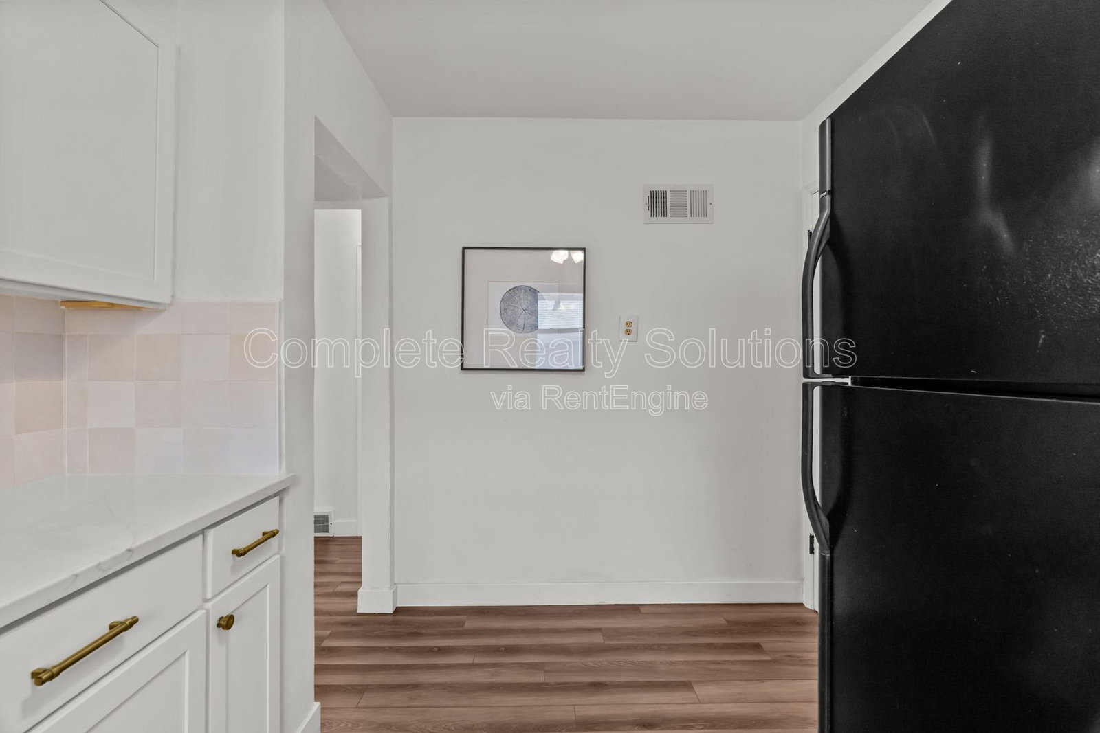 Gallery Image 19