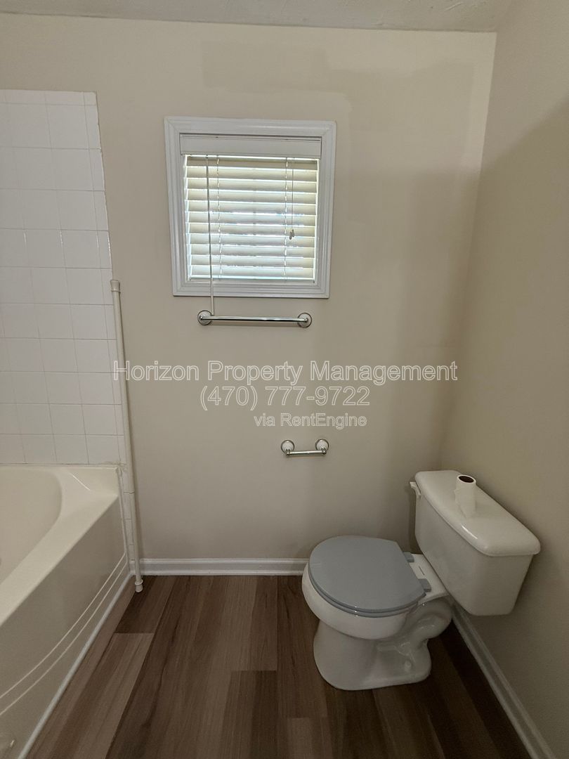 Gallery Image 16