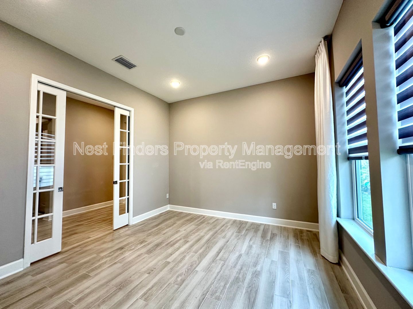 Gallery Image 38