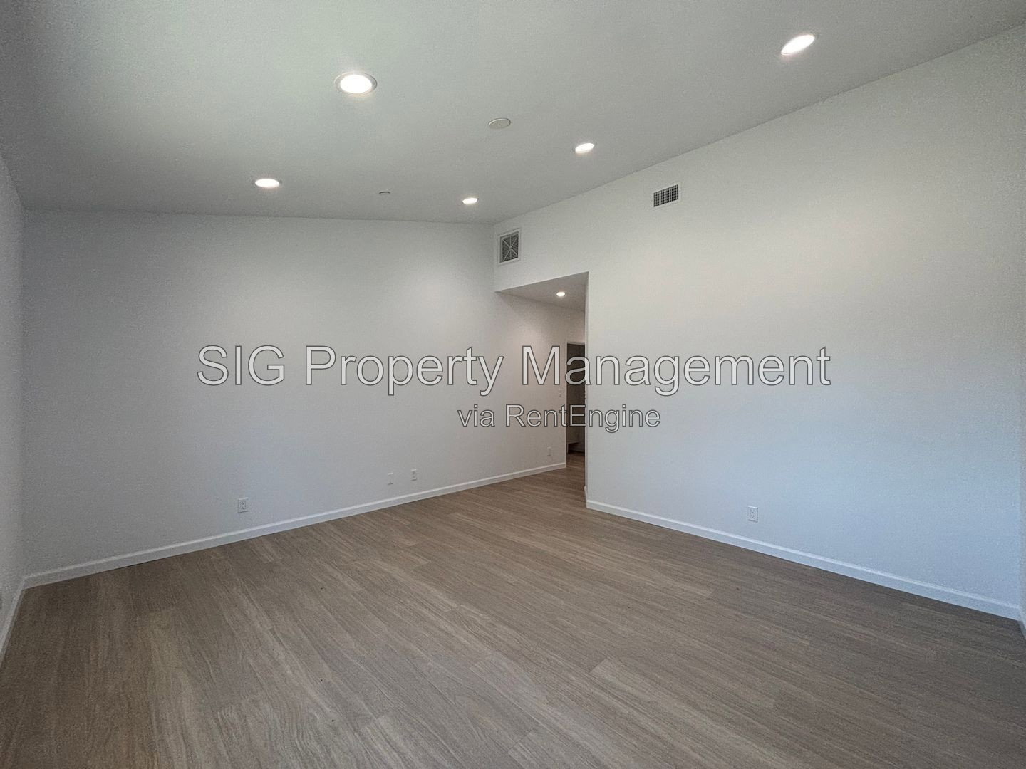 Gallery Image 28