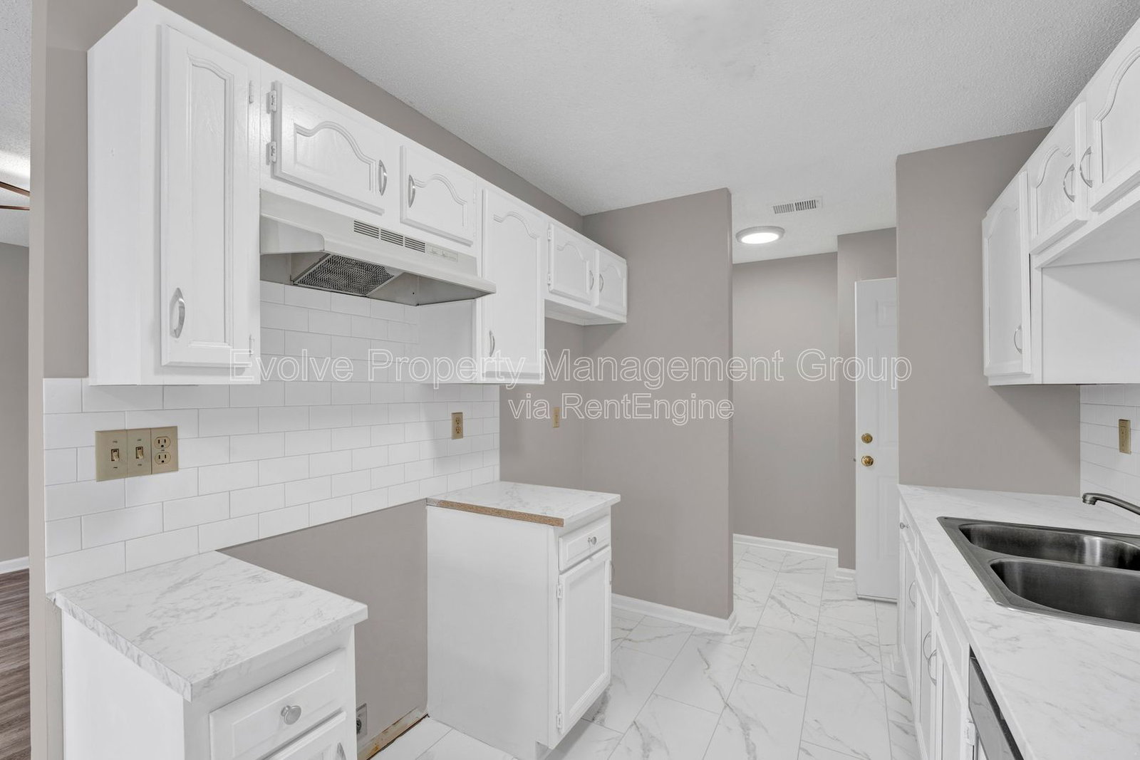 Gallery Image 15