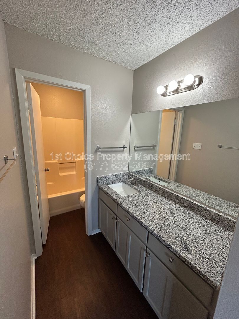 Gallery Image 16