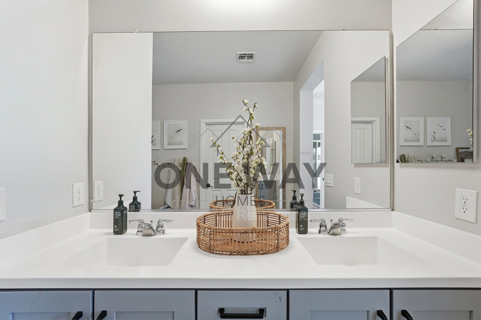 Gallery Image 25