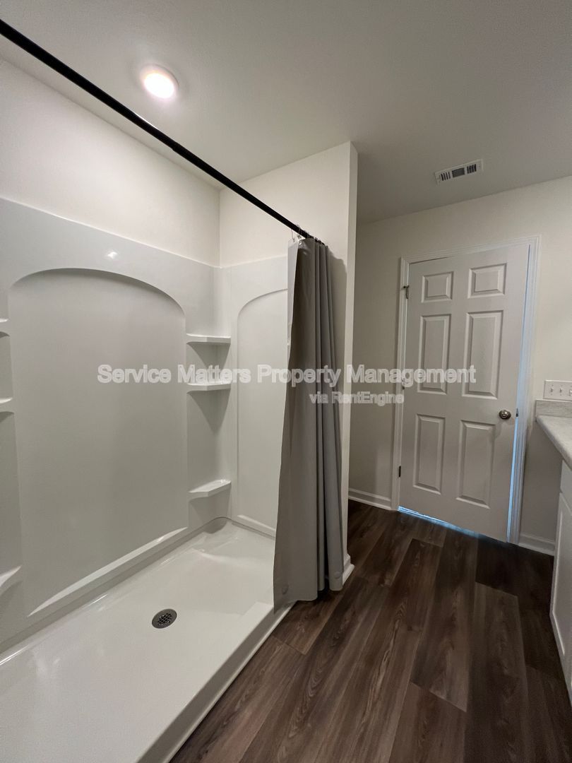 Gallery Image 16