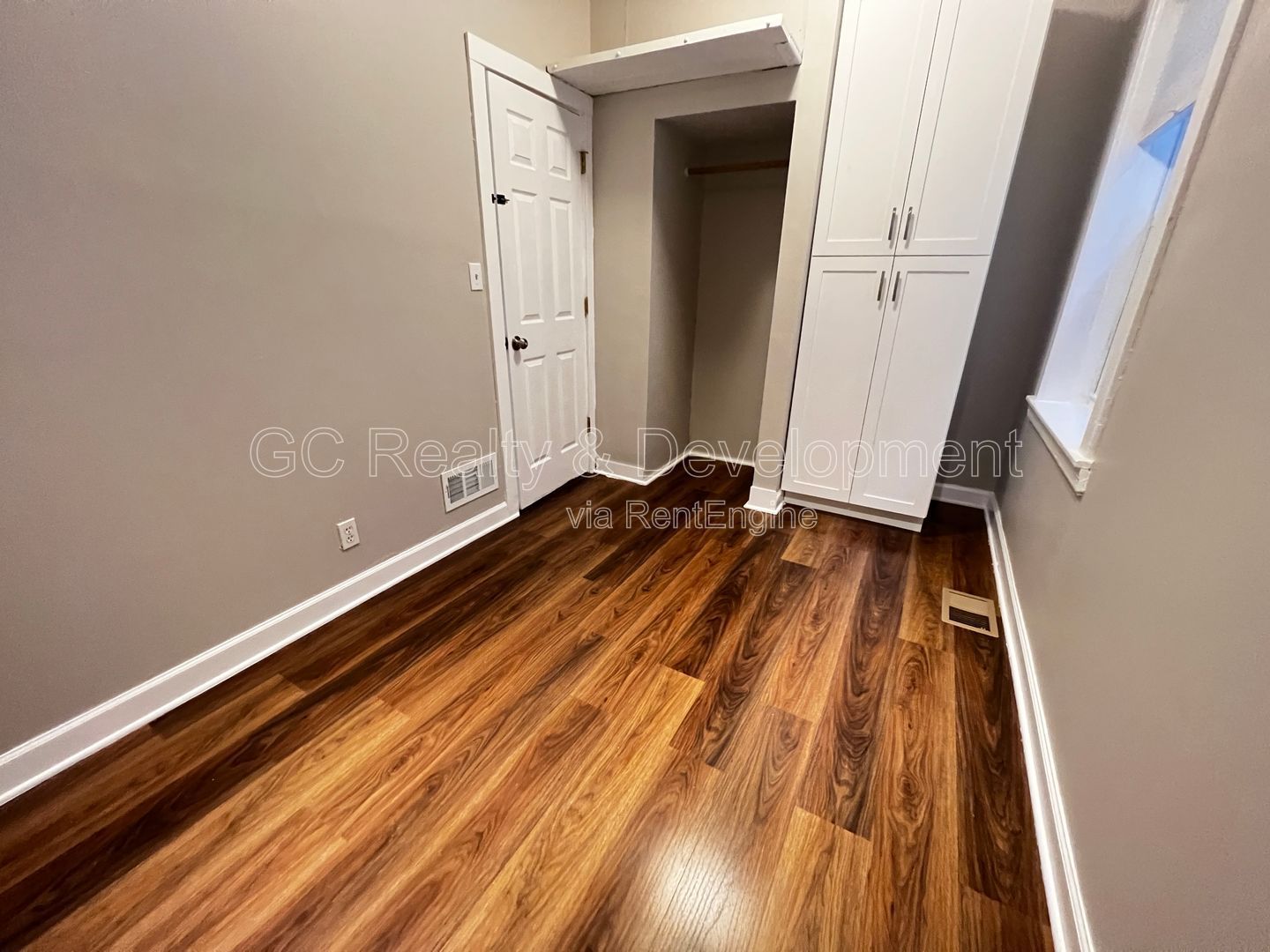 Gallery Image 23