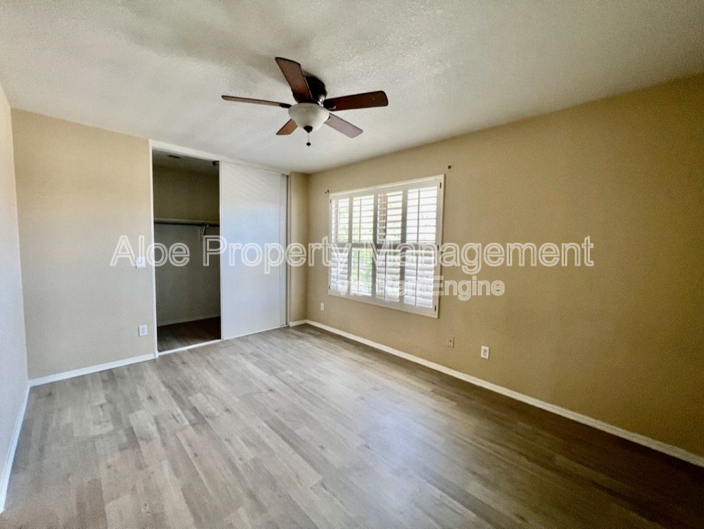 Gallery Image 32