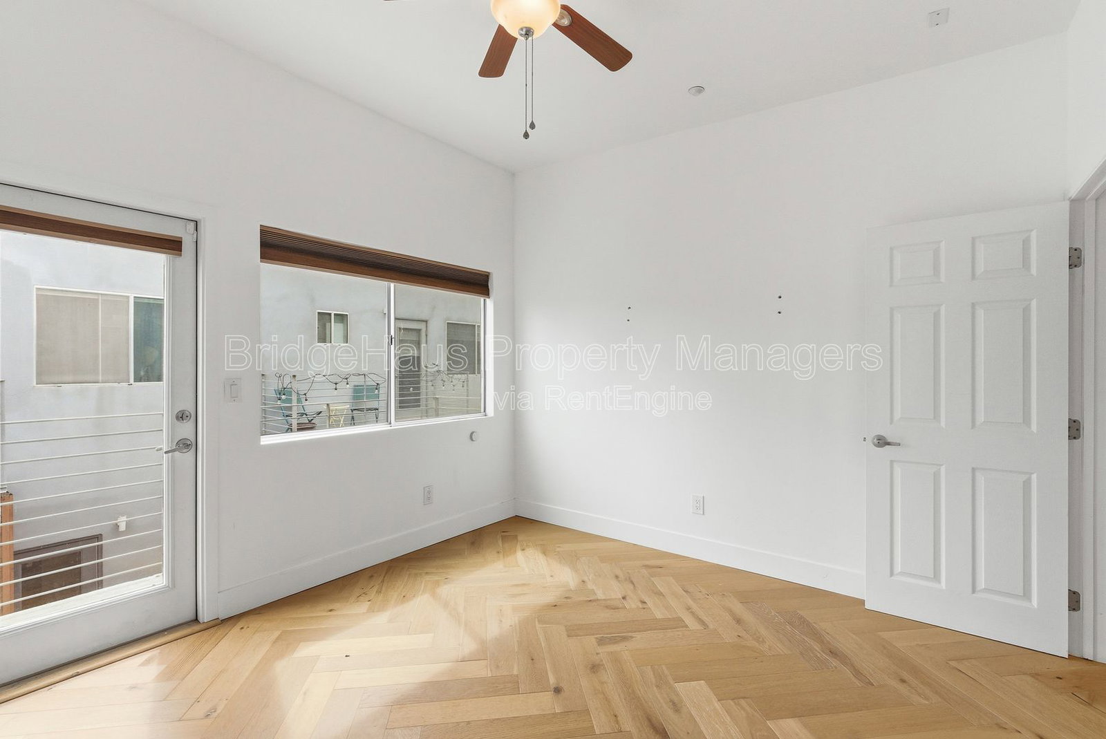 Gallery Image 30