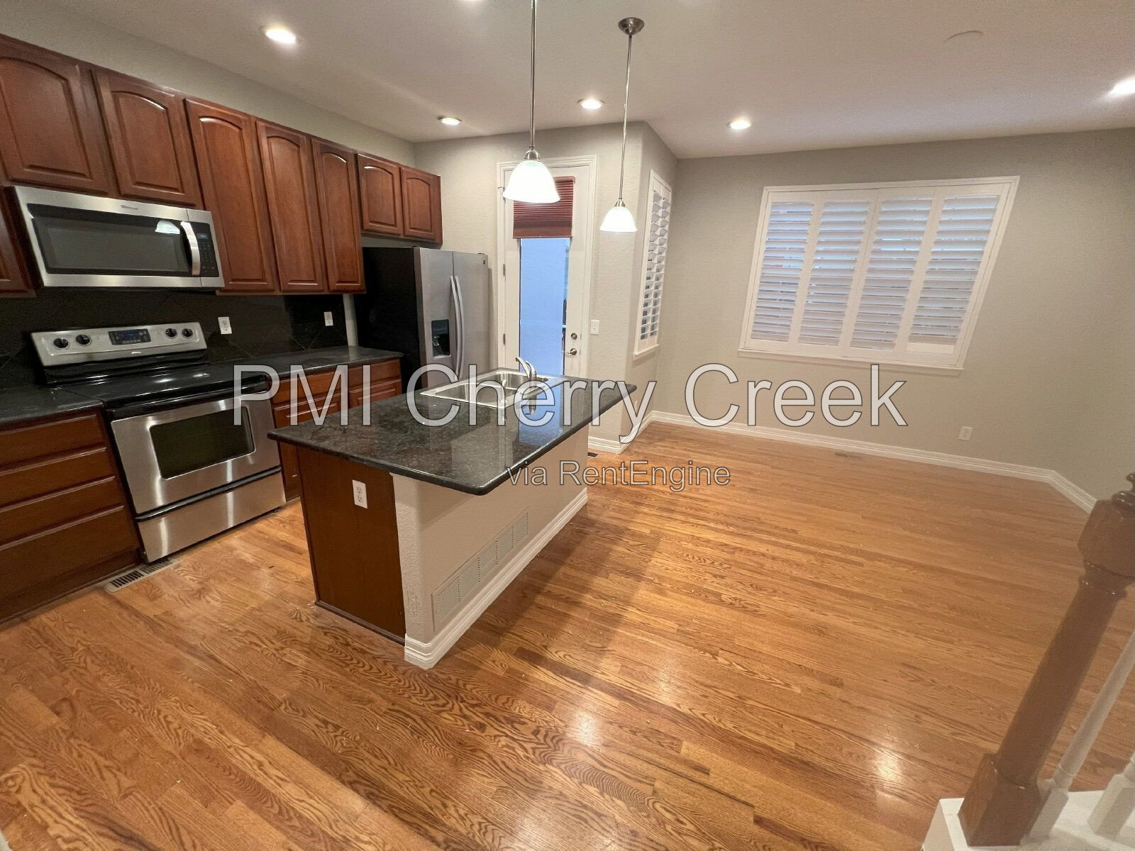 Gallery Image 17