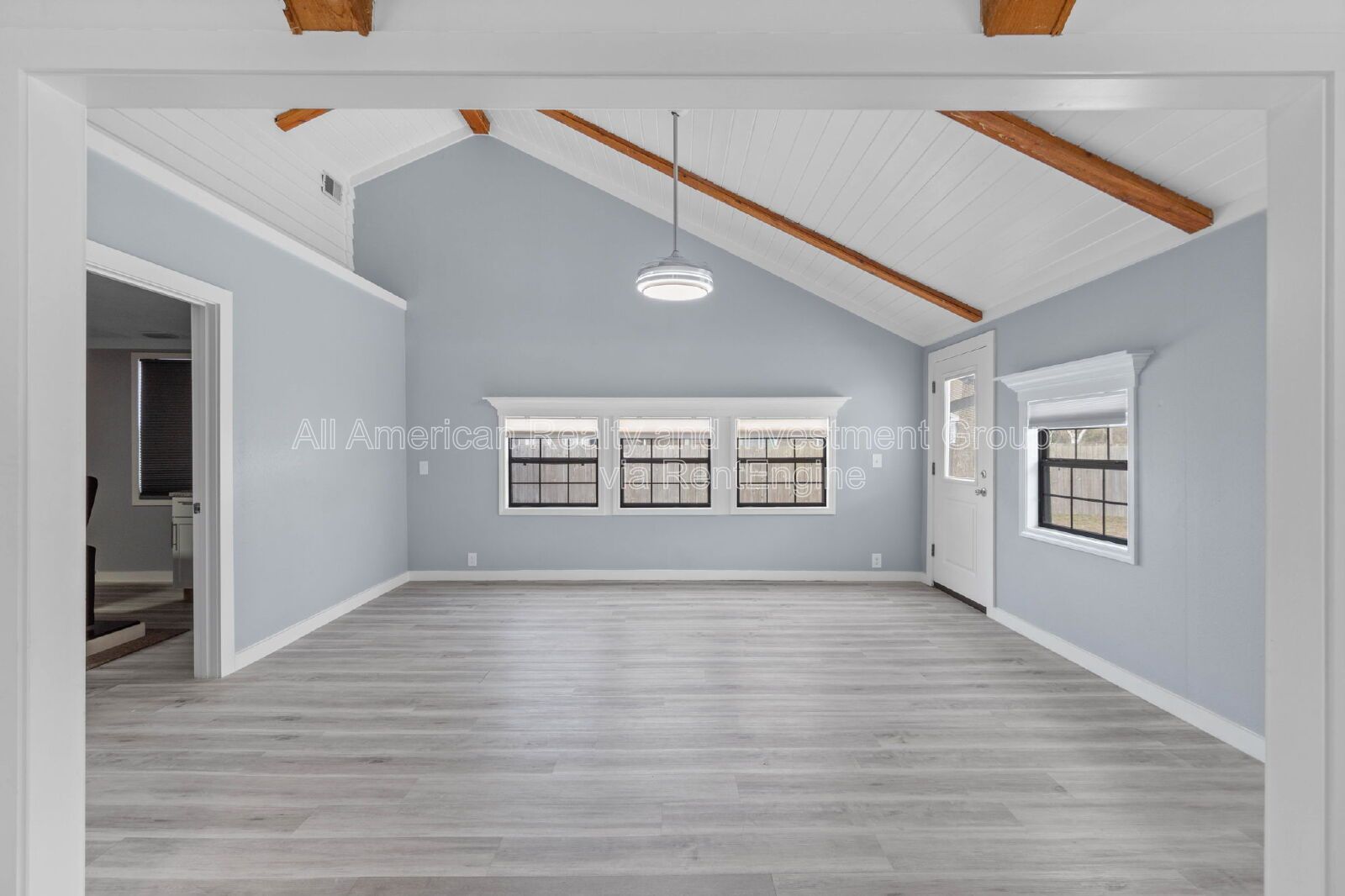 Gallery Image 15