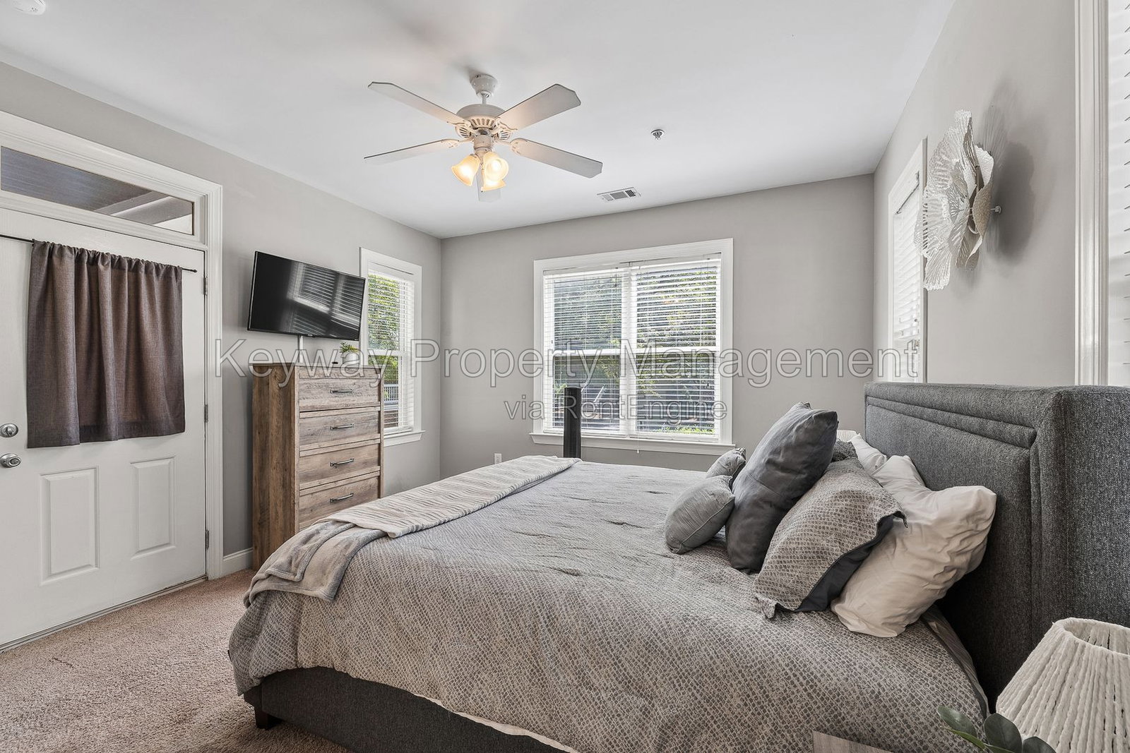 Gallery Image 13