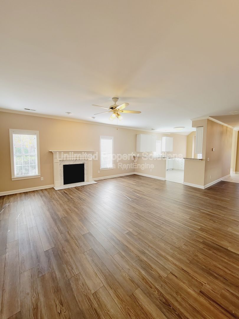Gallery Image 10