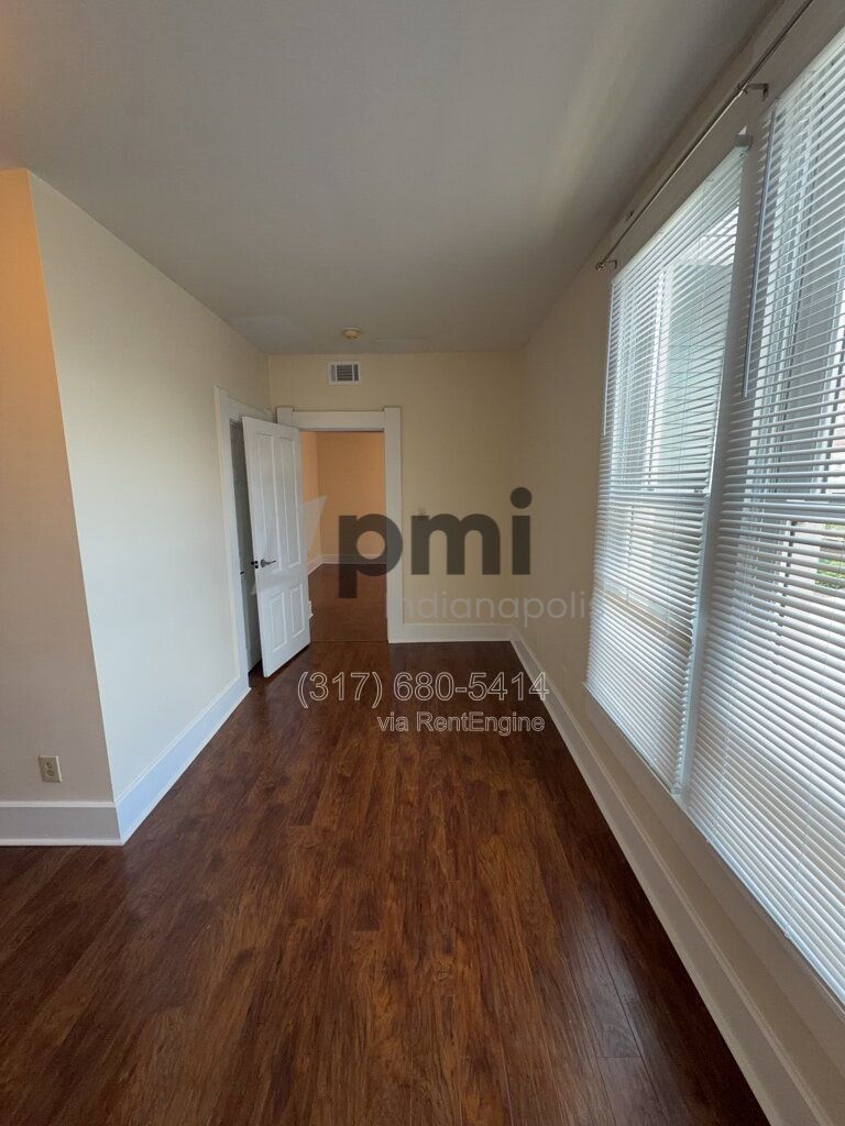 Gallery Image 18