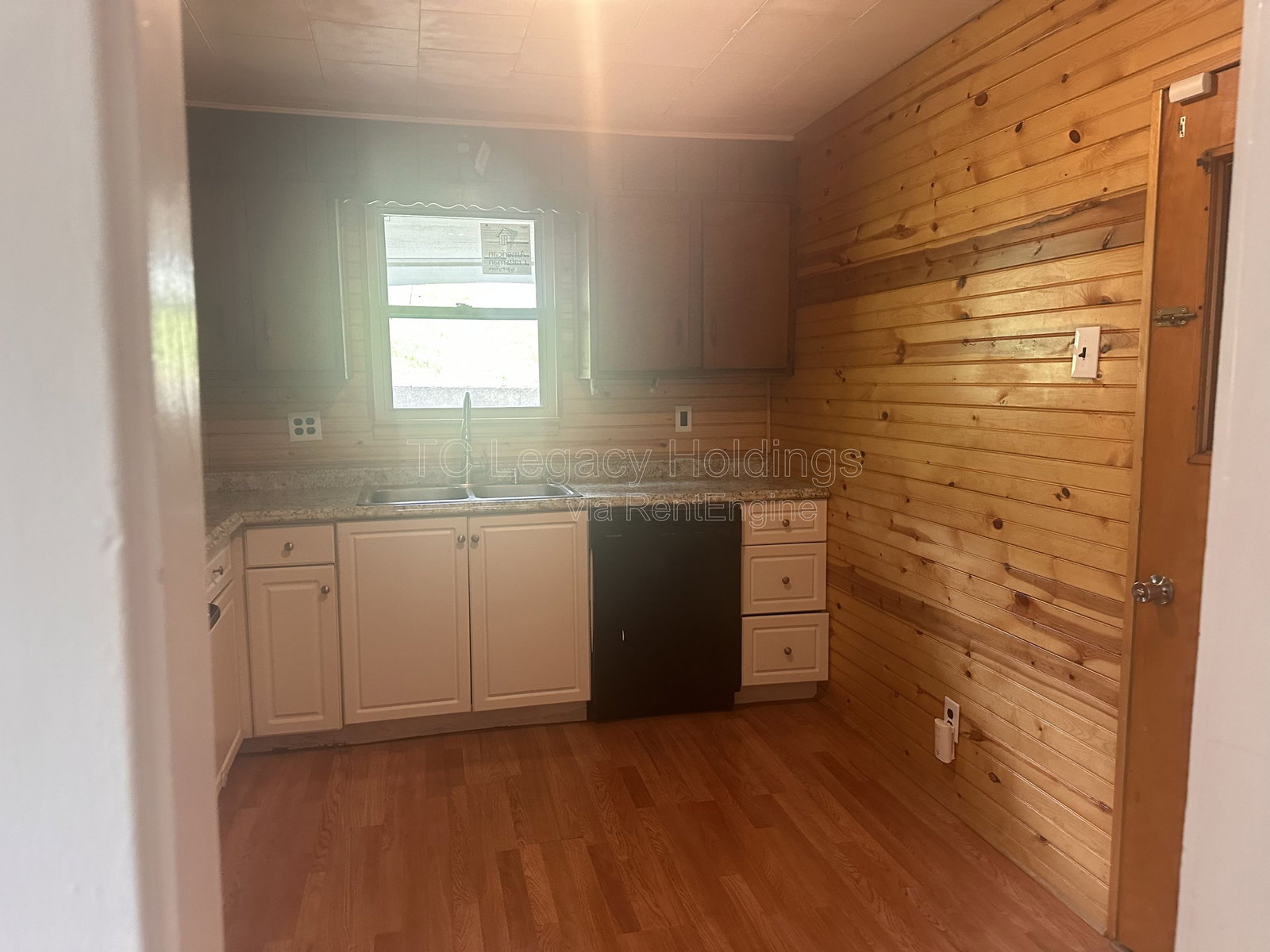 Gallery Image 15