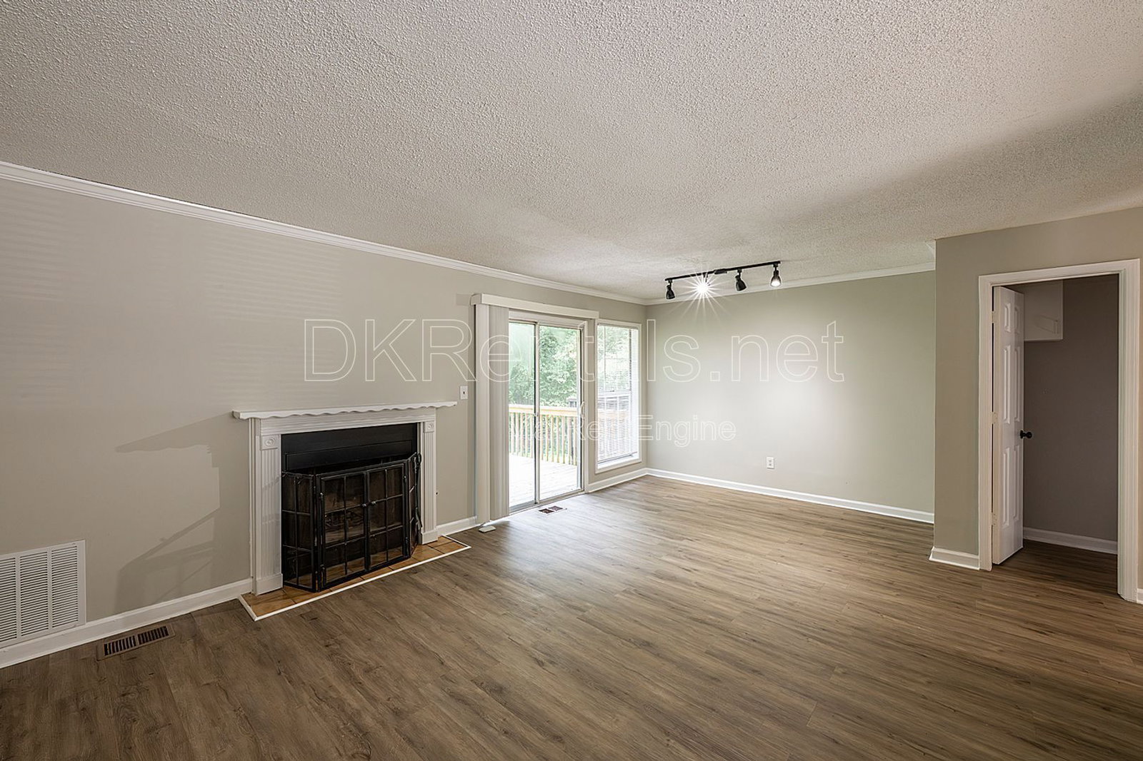 Gallery Image 8