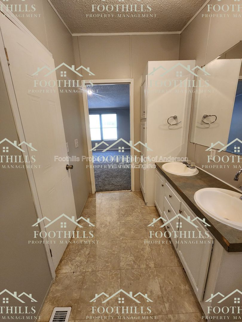 Gallery Image 20