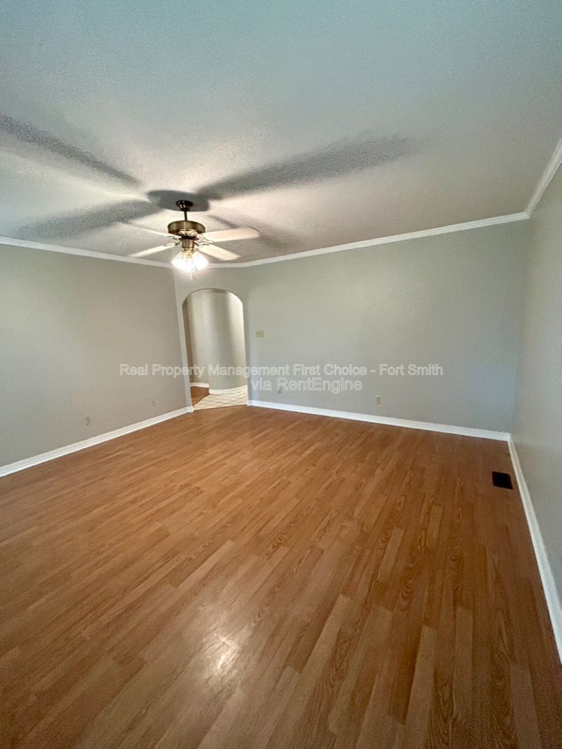 Gallery Image 15