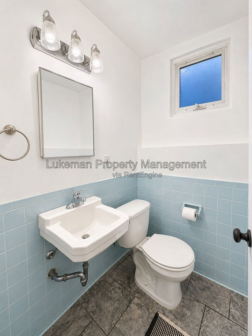 Gallery Image 9