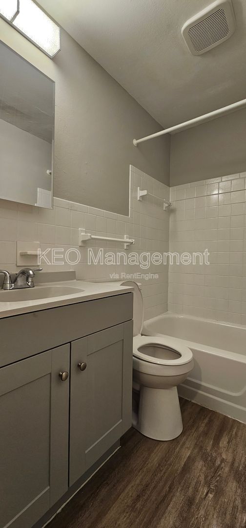Gallery Image 0