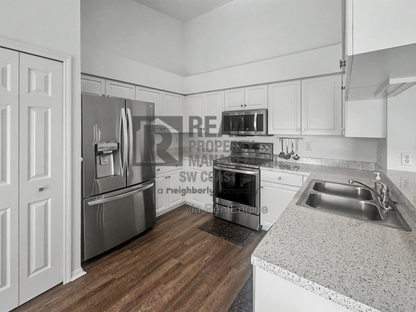 Gallery Image 18
