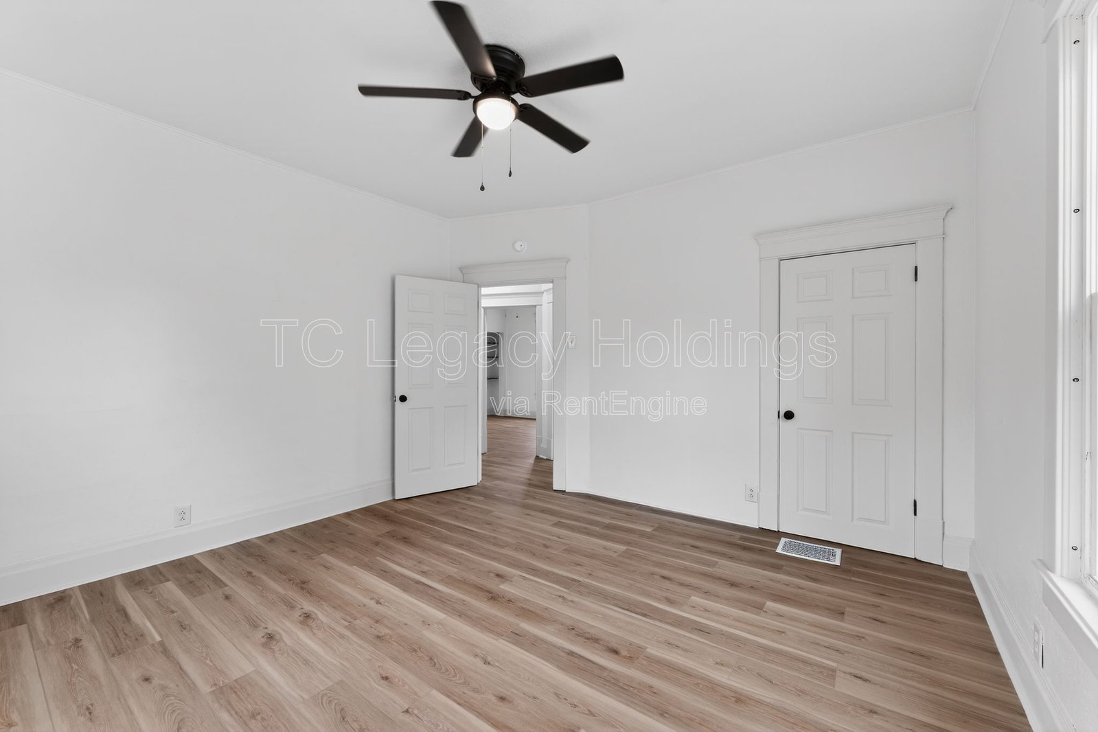 Gallery Image 25
