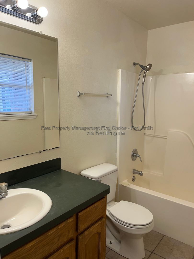 Gallery Image 17
