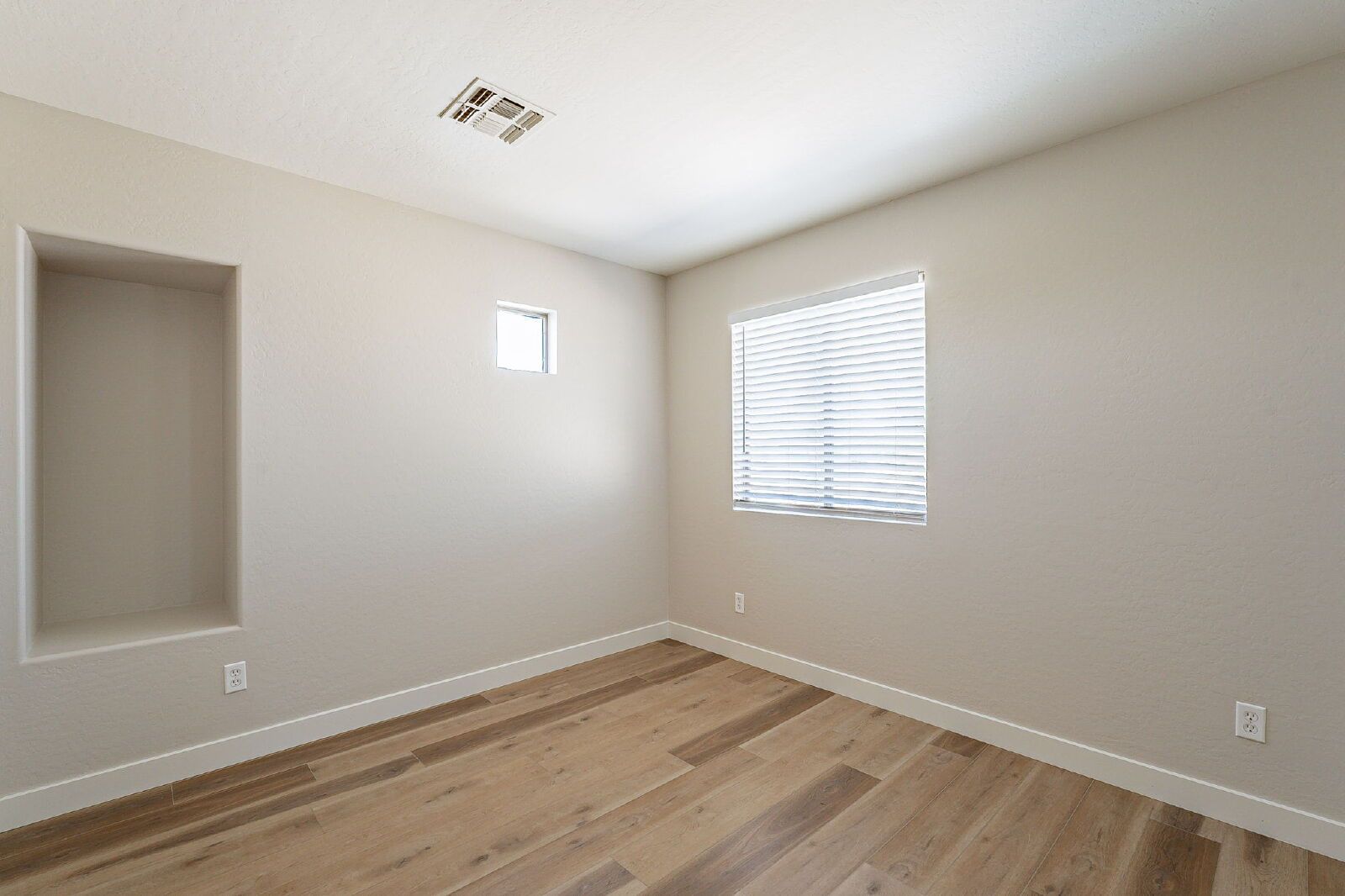 Gallery Image 38