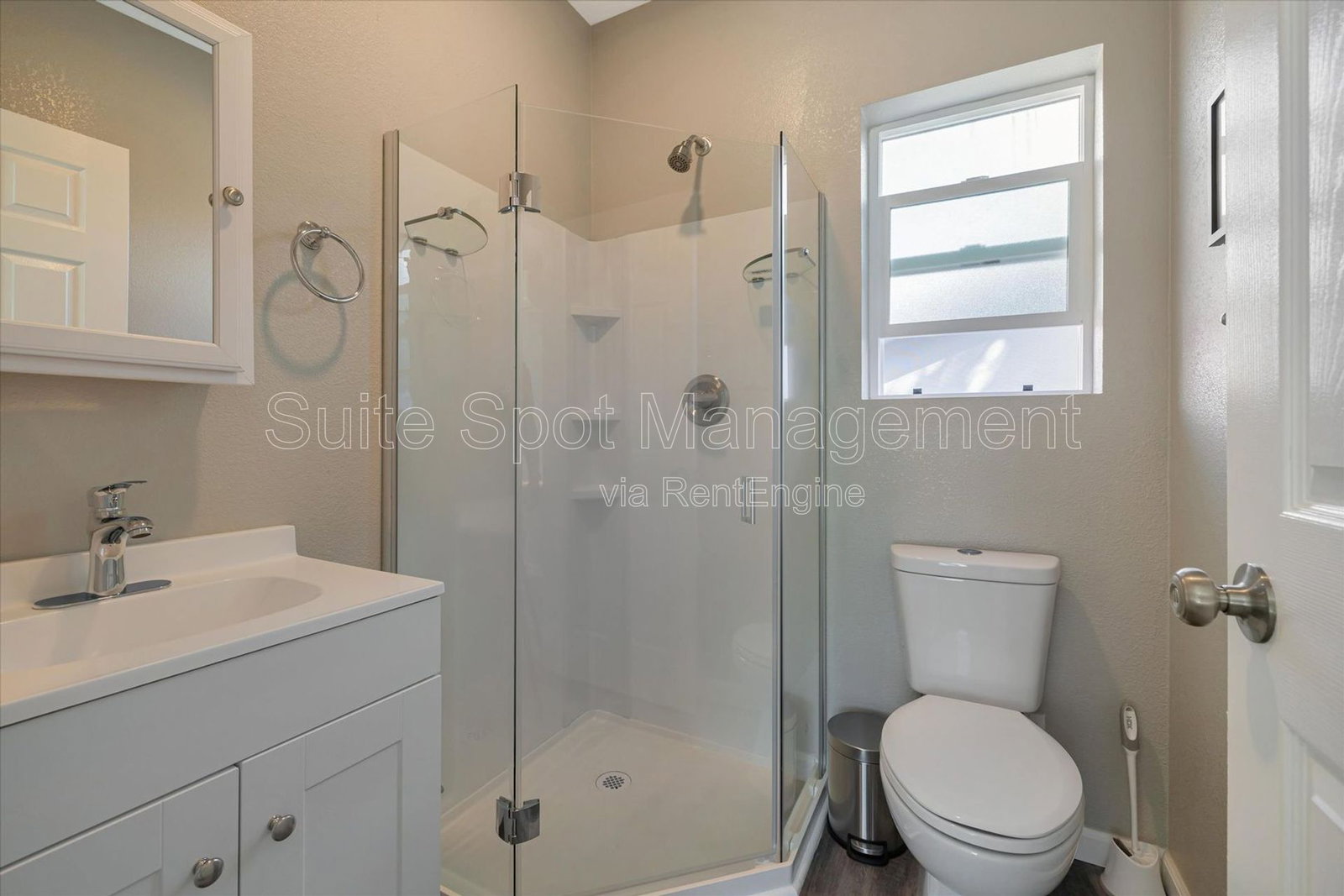 Gallery Image 17