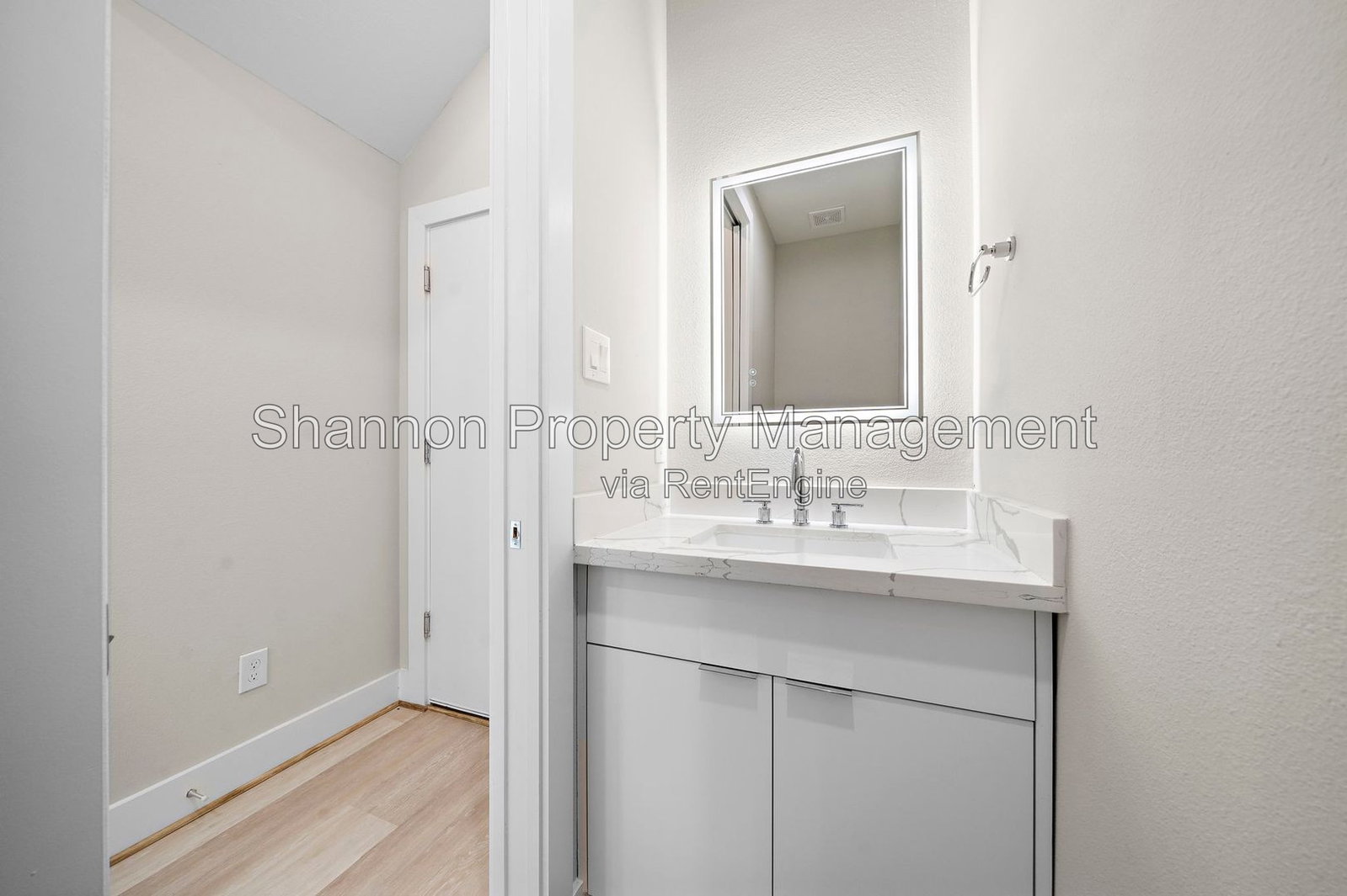 Gallery Image 17