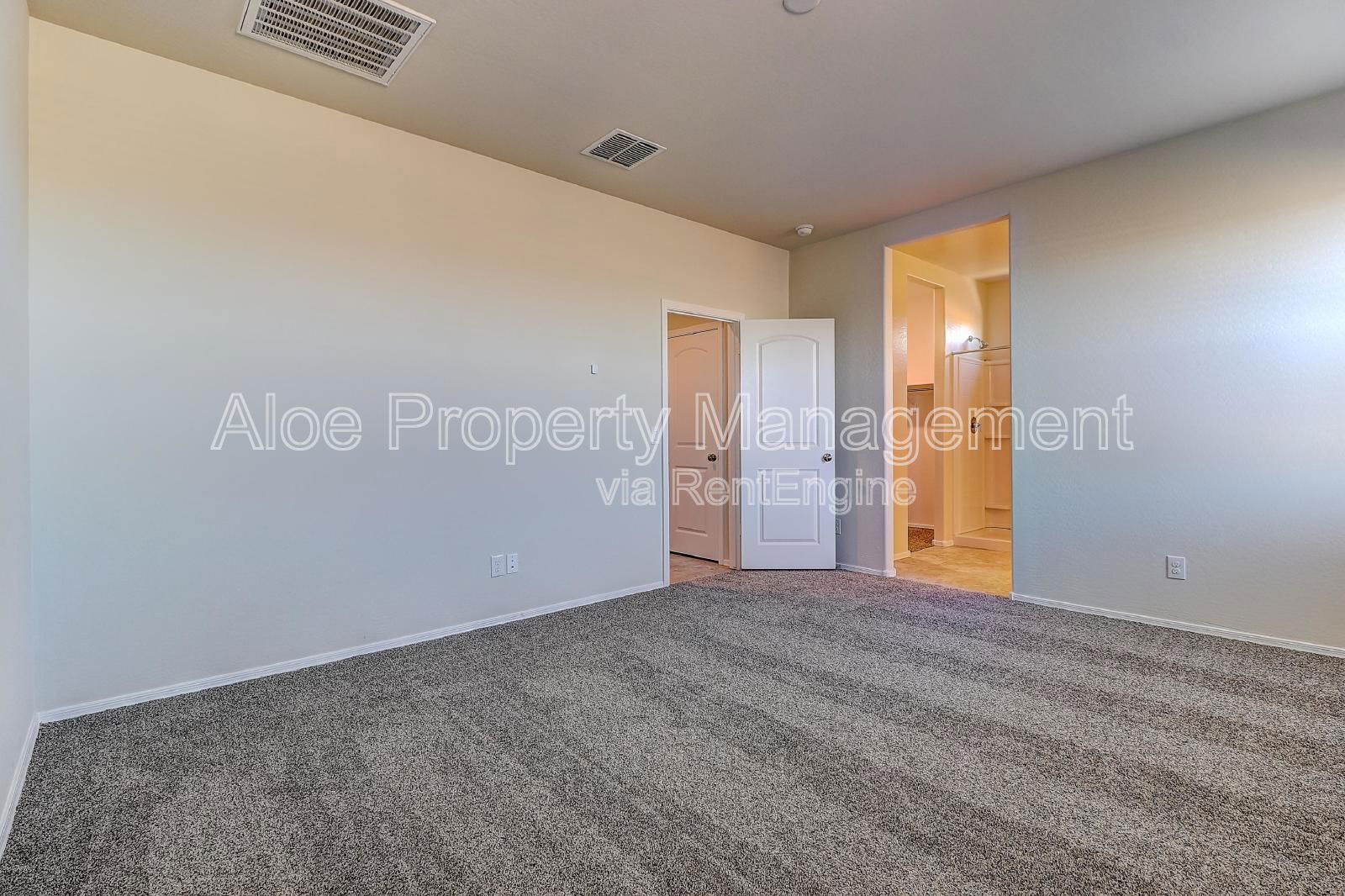 Gallery Image 19