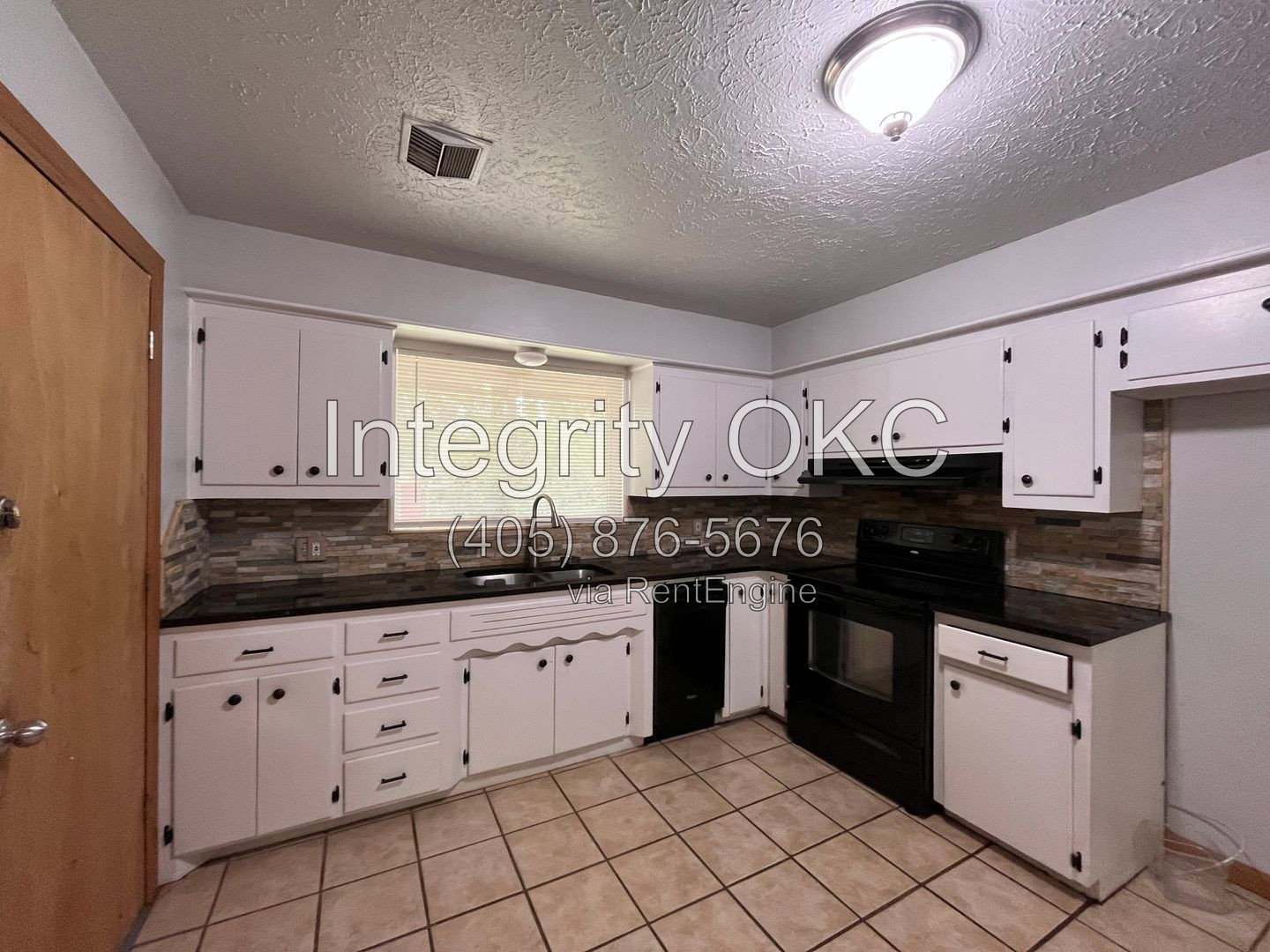 Gallery Image 36