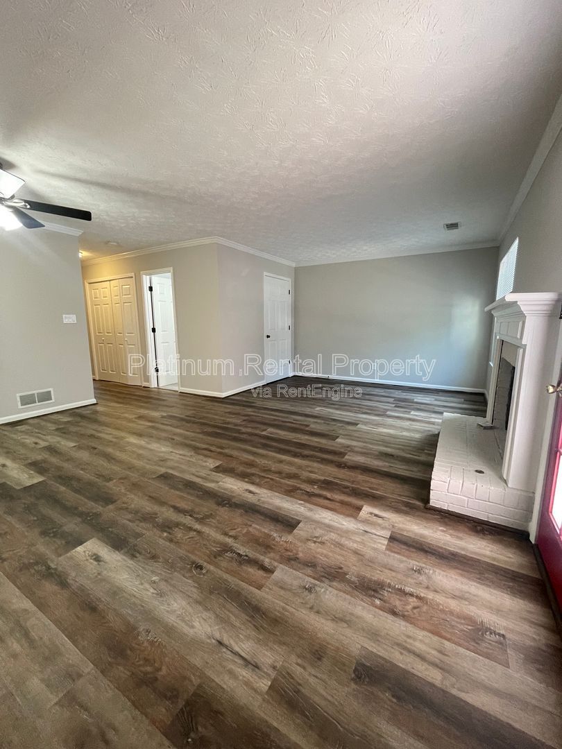 Gallery Image 69