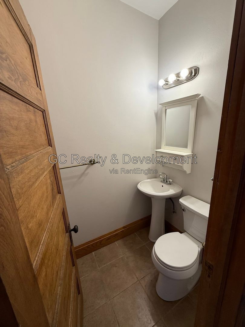 Gallery Image 8