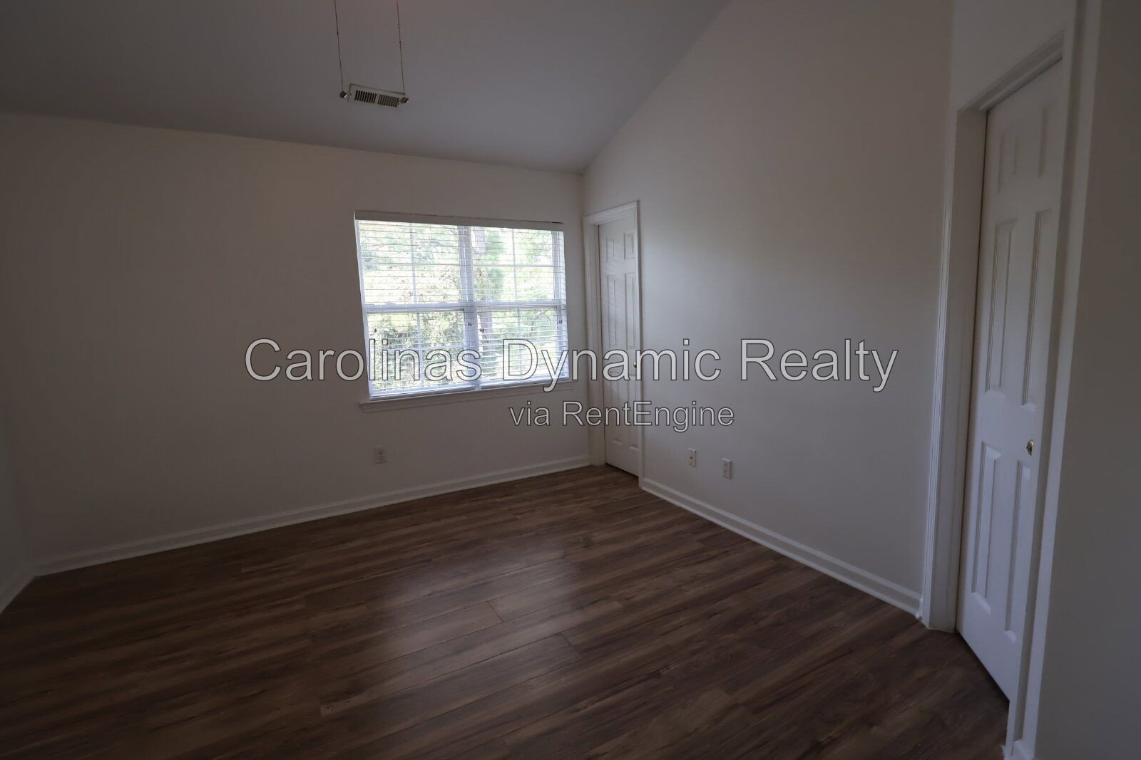 Gallery Image 31