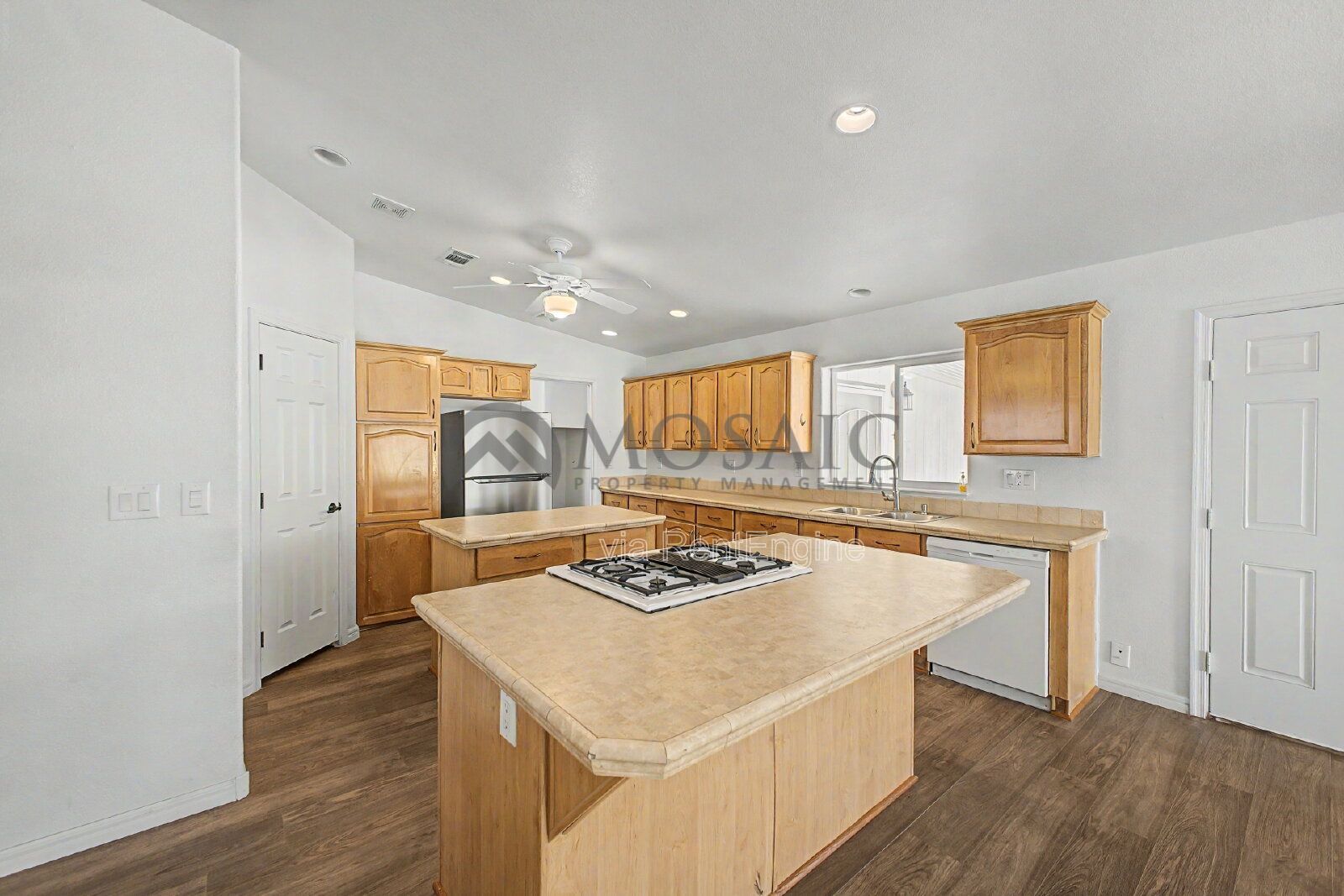 Gallery Image 17