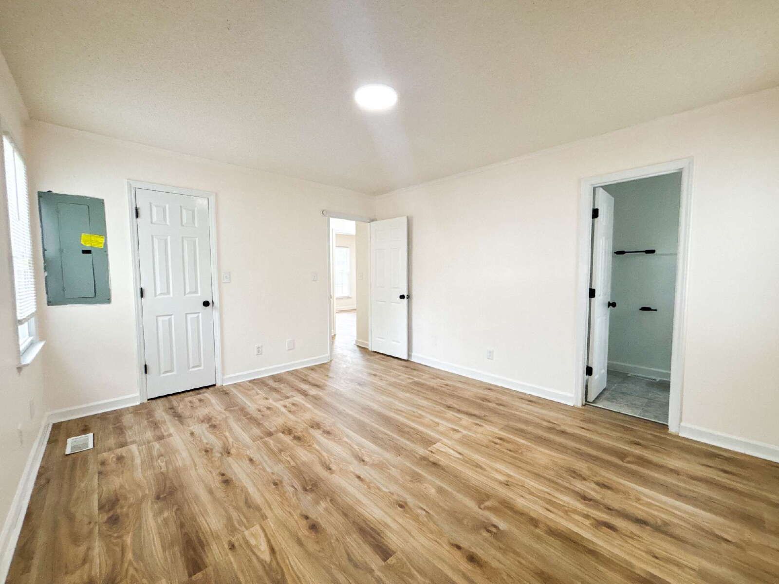 Gallery Image 17