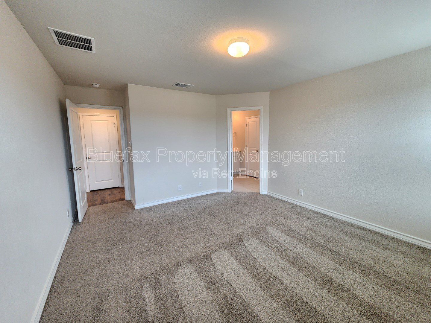 Gallery Image 19