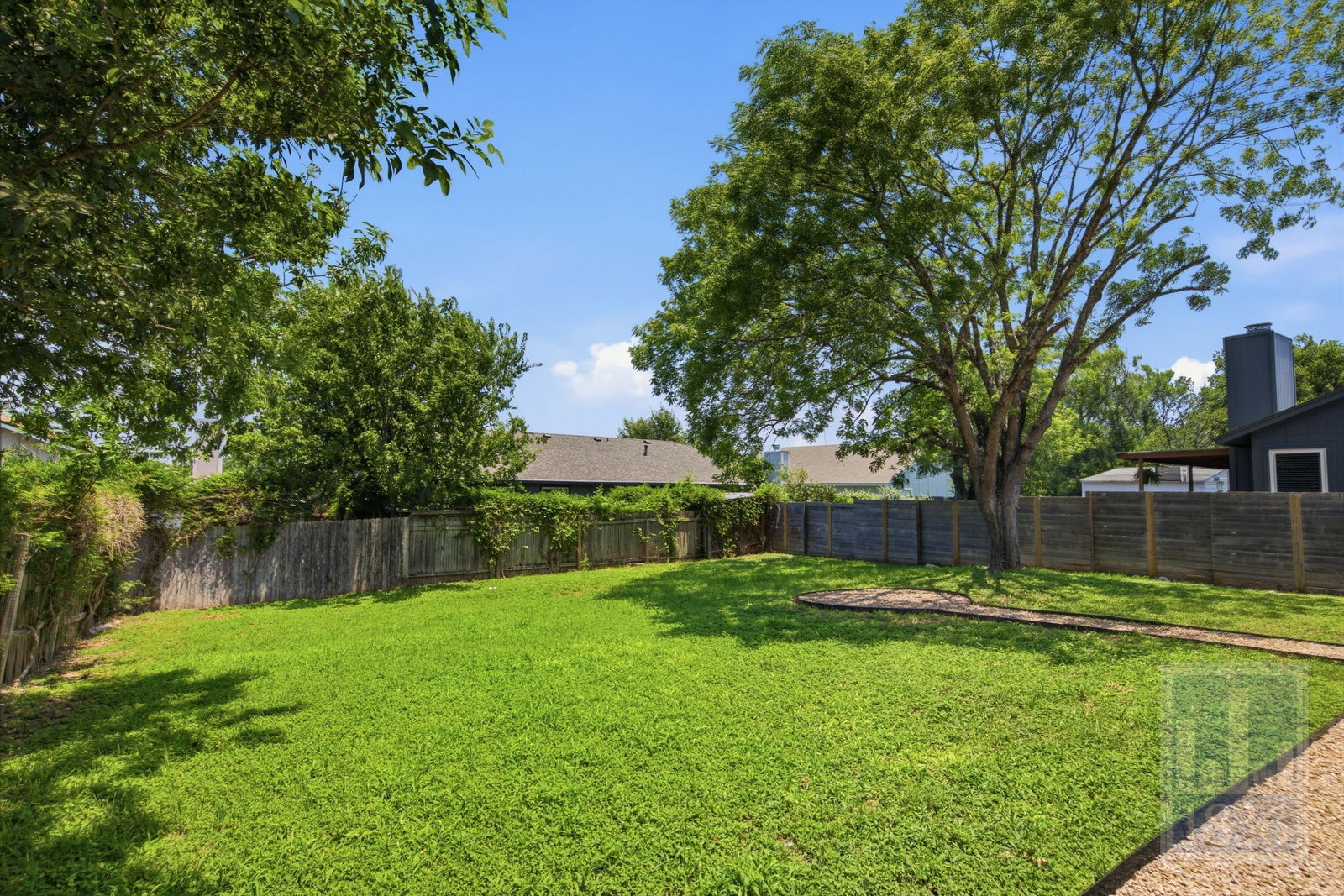 Gallery Image 30