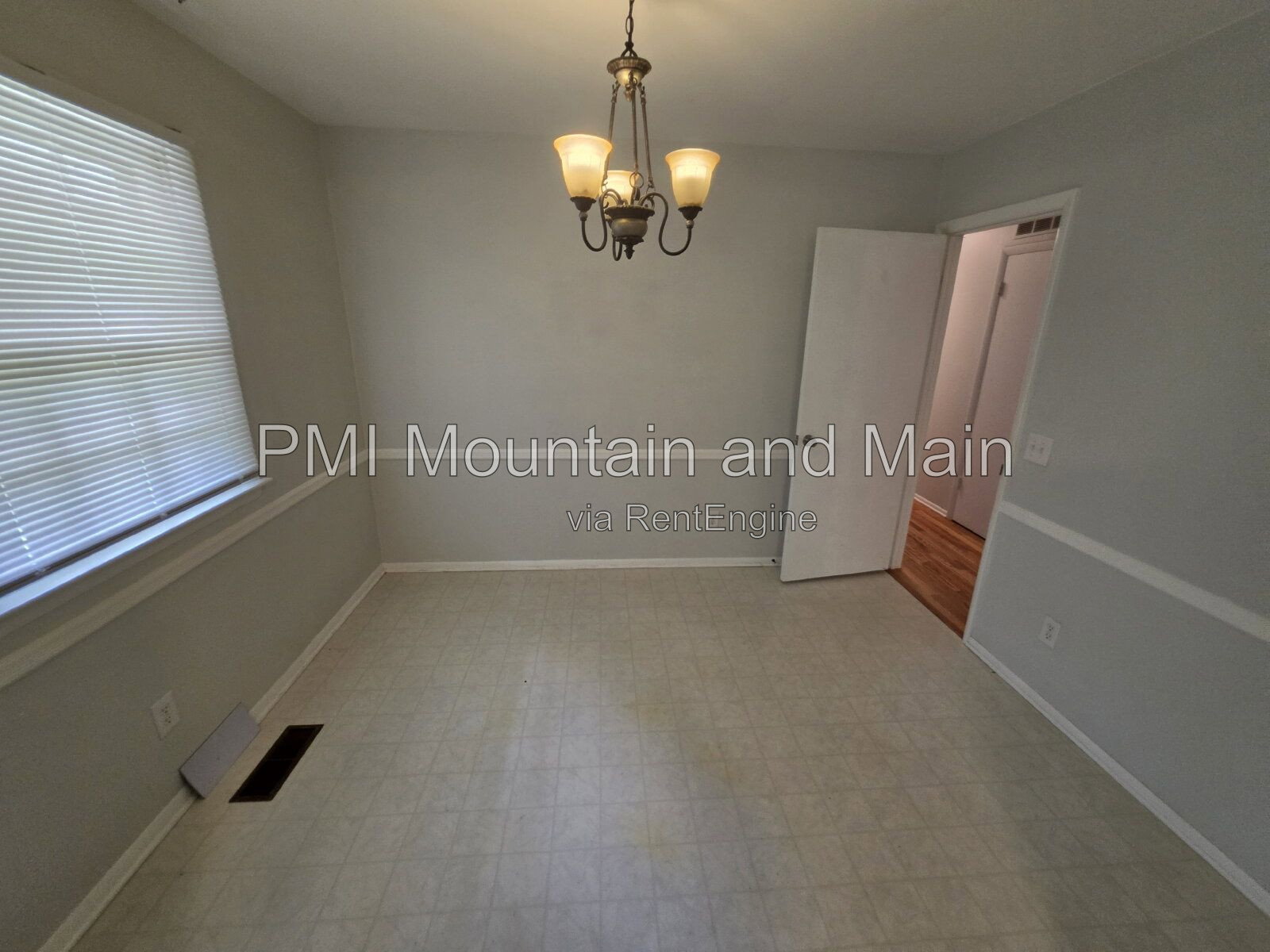 Gallery Image 16