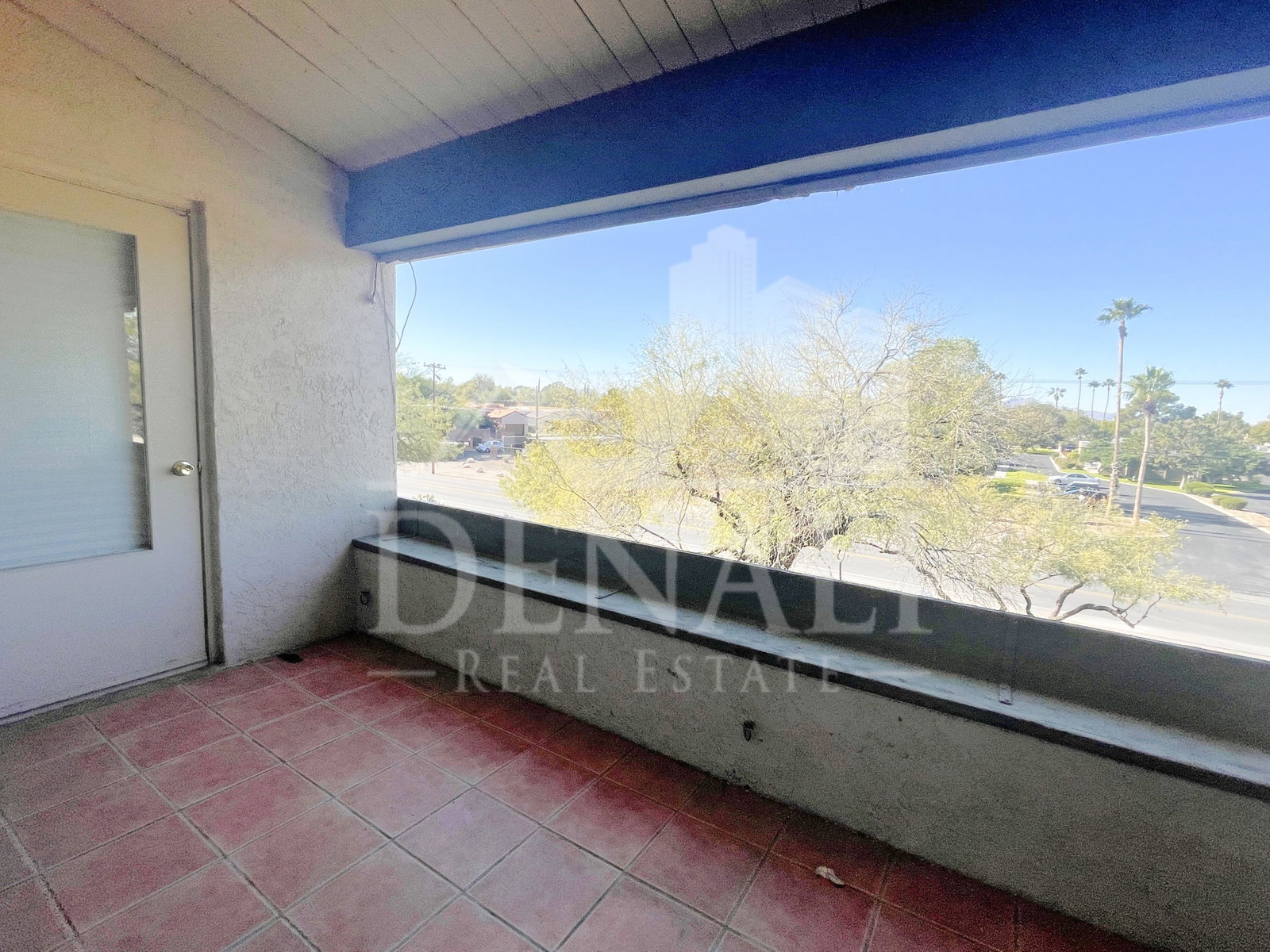 Gallery Image 16