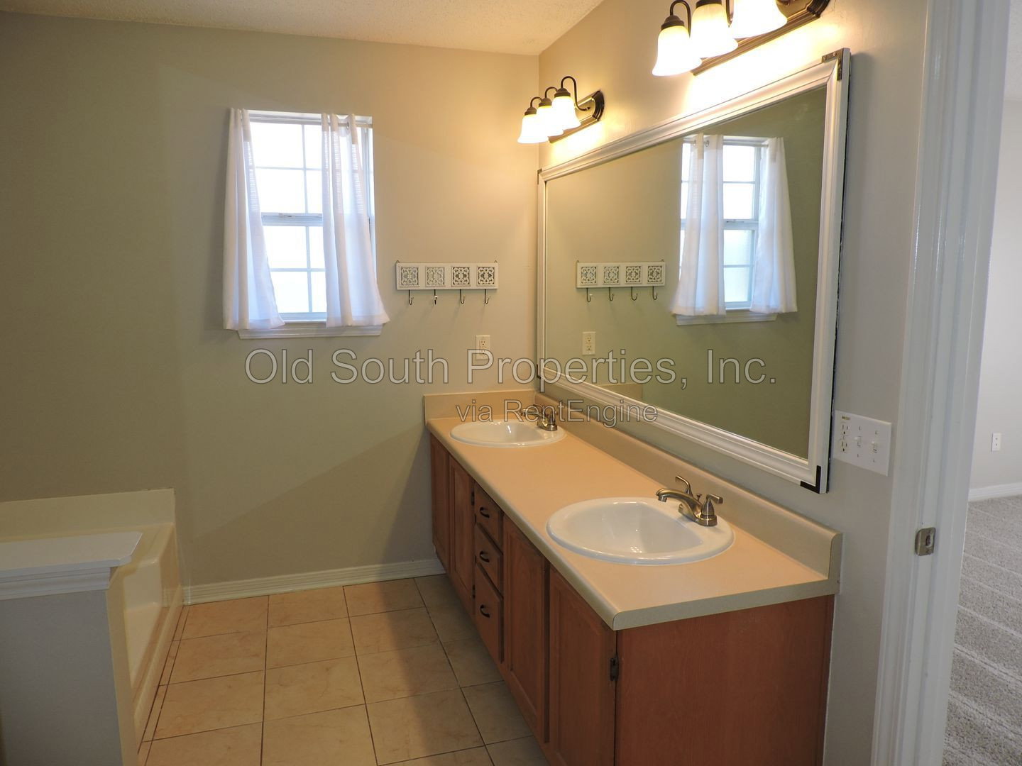 Gallery Image 17