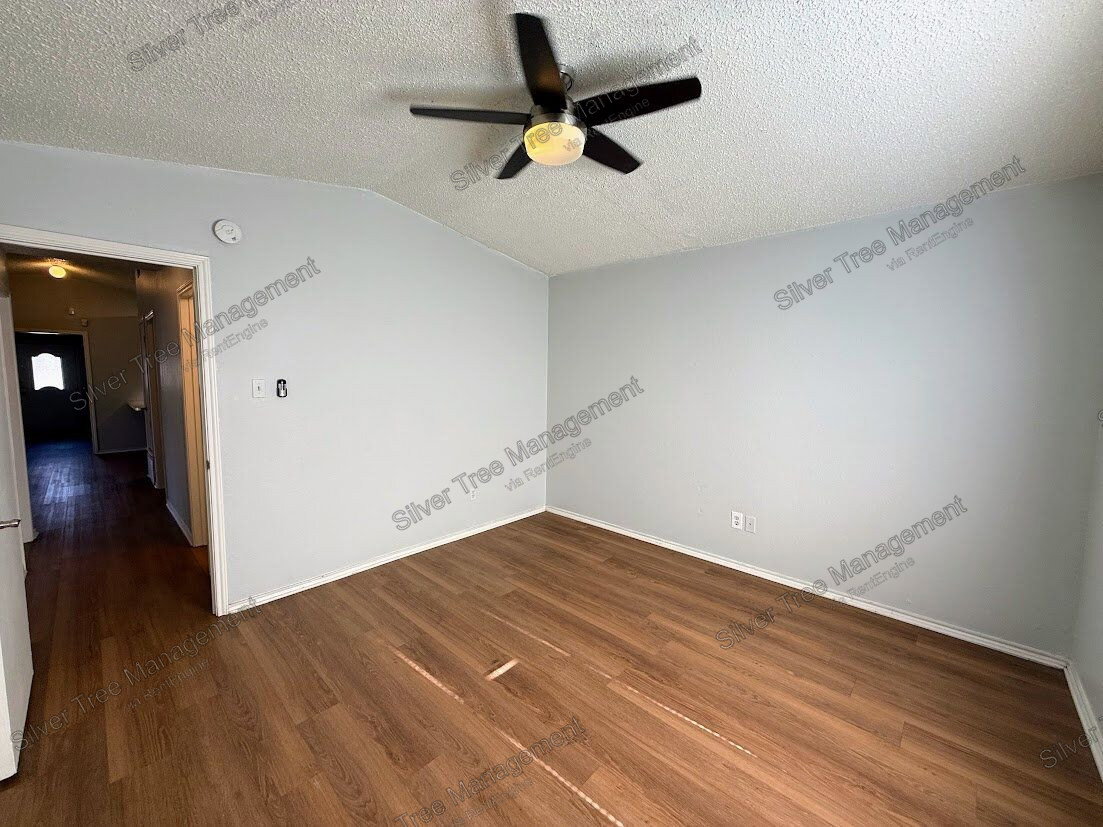 Gallery Image 19
